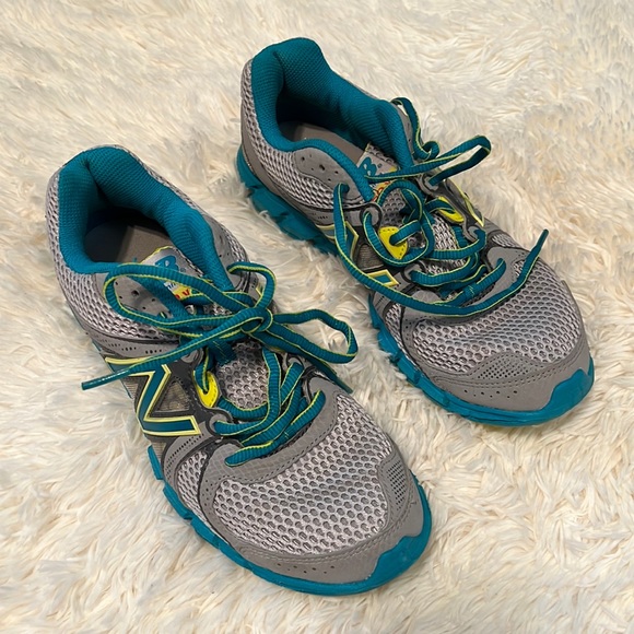 750 v2 New Balance - Picture 2 of 6